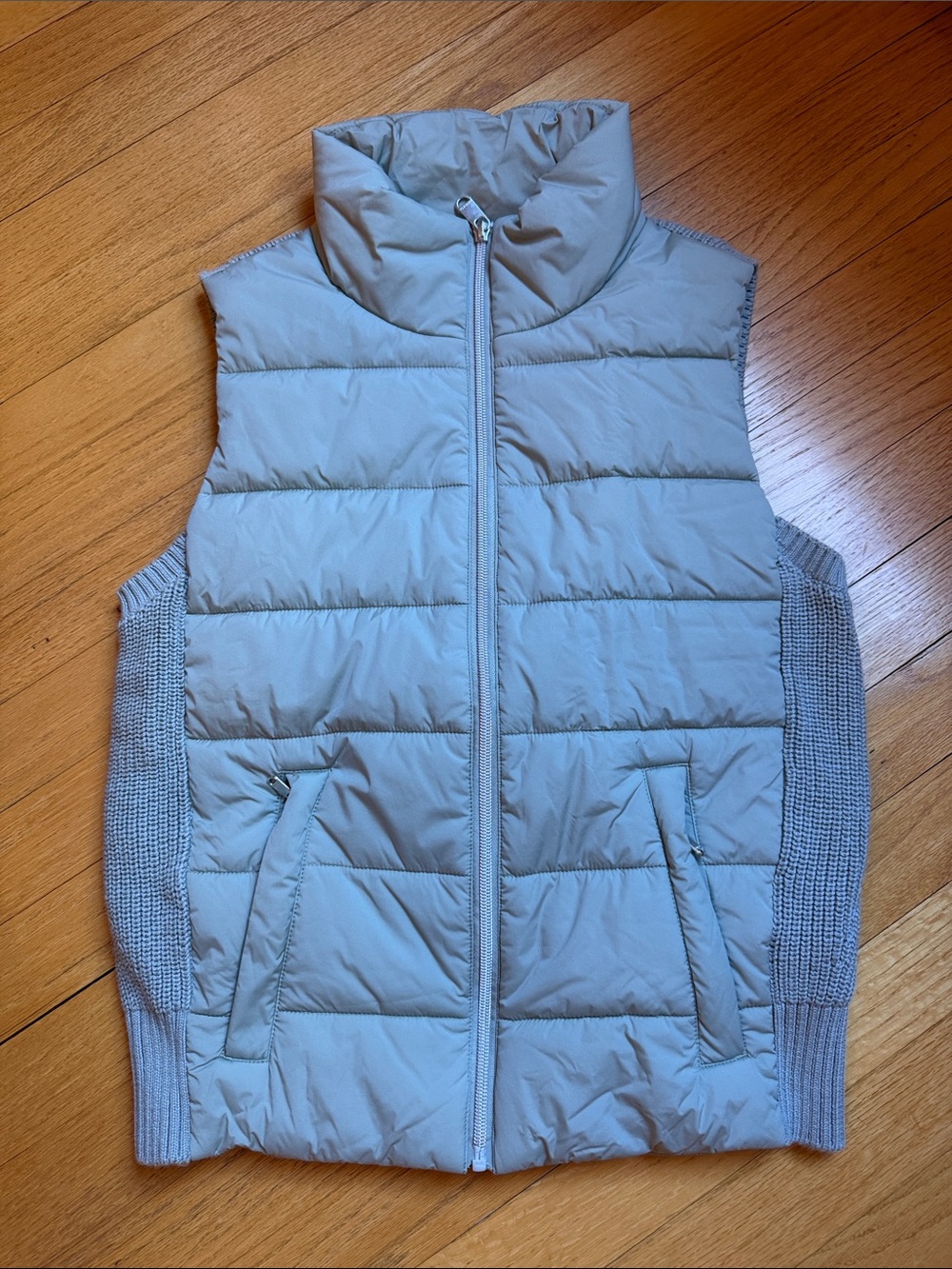 Athleta Light Blue/Mint Green Quilted Sleeveless Puffer Vest